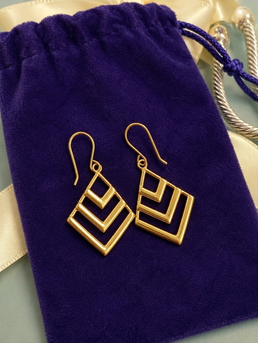 Gold Geometric Drop Earrings - Women Jewelry